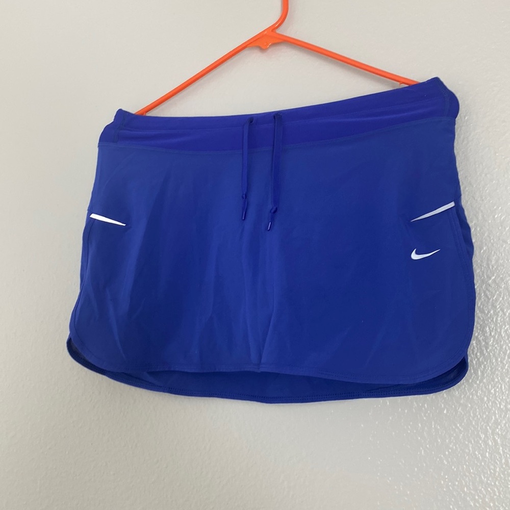 Nike tennis shorts